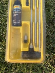 Outers 46200 Universal Gun Cleaning Kit FC86A-2Q1761 (Missing Nitro Solvent)