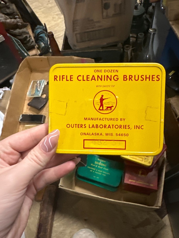 One dozen rifle cleaning brushes outers laboratories onalaska wisconsin