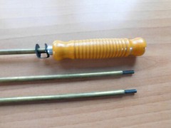 VINTAGE GUN CLEANING THREE PIECE ROD WITH WOODEN HANDLE IN EXCELLENT SHAPE ~ 39″