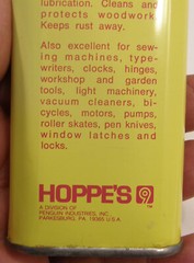 HOPPE’S No 9 LUBRICATING OIL OILER TIN 1/2 FULL APPROXIMATELY 1.5 FLUID OUNCES