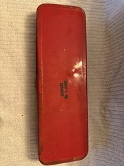 Vintage Hoppe’s Outers Universal Rifle Cleaning Kit Red Metal Tin No. 477