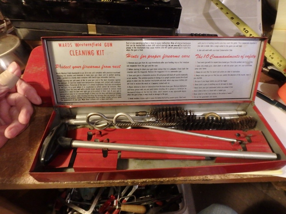 2K-vintage MONTGOMERY WARD’S Western Field shotgun cleaning kit