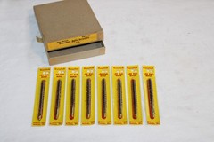 NOS Lot of 8 Outters Gunslick .25 Caliber Rifle Brushes No. 381