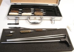 PRE-OWNED HOPPE’S 76 PC UNIVERSAL GUN CLEANING ACCESSORY KIT W/CARRY CASE UAC76