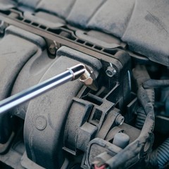 Lightweight Engine Cleaning Tool with Siphon Spray Gun – Fast & Effective