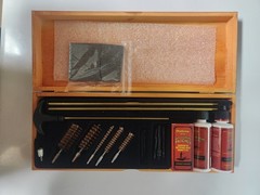Outers Deluxe Universal Gun Cleaning Kit 96231 In Wood Box New Old Stock