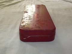 VINTAGE OUTERS GUNSLICK 22 CAL RIFLE GUN CLEANING KIT NO. 477 IN METAL BOX