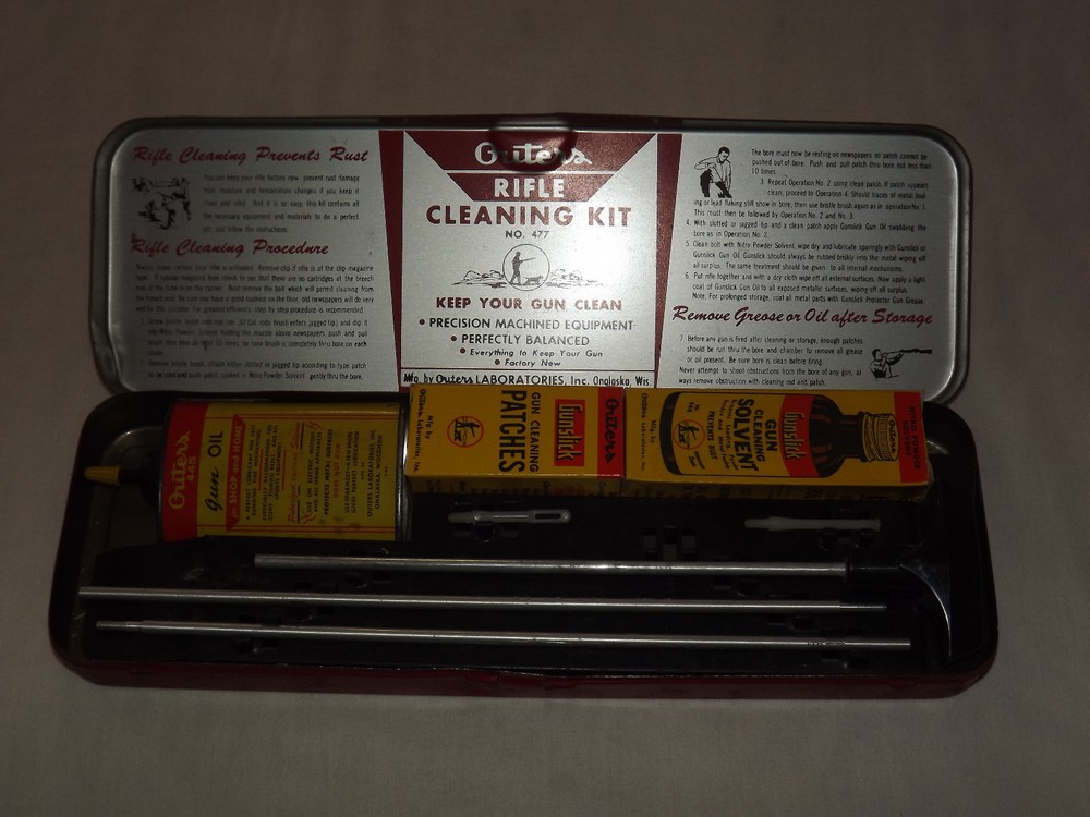 VINTAGE OUTERS GUNSLICK 22 CAL RIFLE GUN CLEANING KIT NO. 477 IN METAL BOX
