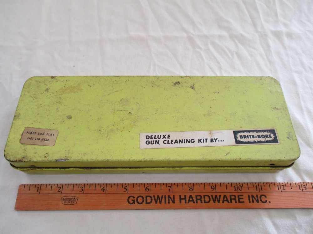 Vintage BRITE-BORE Deluxe Rifle Gun Cleaning Kit Yellow Metal Box. No. 25A