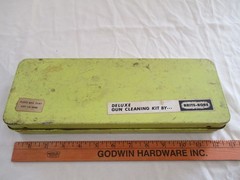 Vintage BRITE-BORE Deluxe Rifle Gun Cleaning Kit Yellow Metal Box. No. 25A