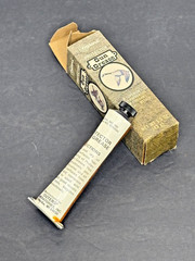 VTG. Unopened NOS Outers Protector Gun Grease READ (2F)